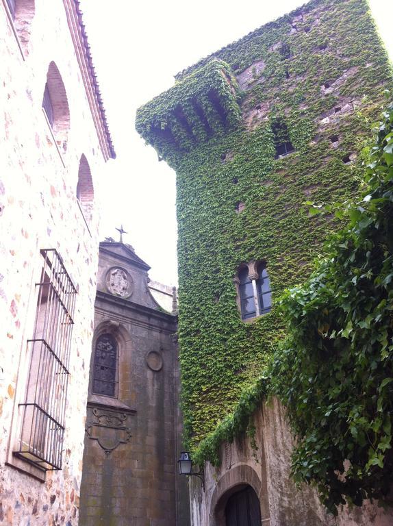 Pintores Rooms Apartamentos Turisticos Caces Exterior foto