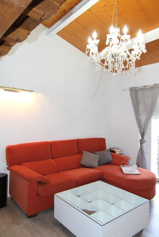 Pintores Rooms Apartamentos Turisticos Caces Exterior foto